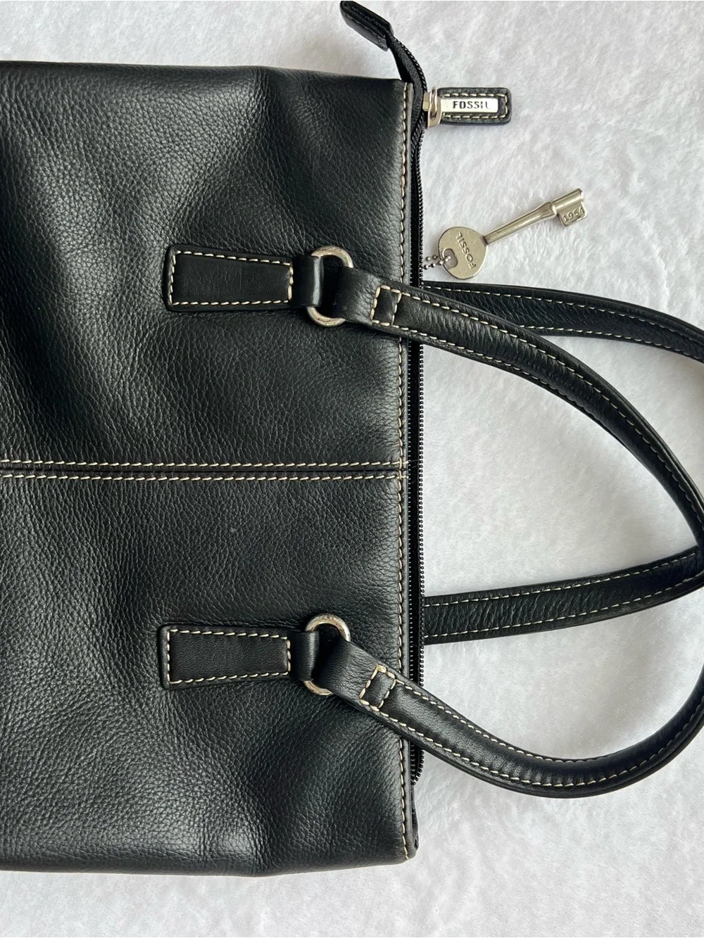 Fossil Black Leather Women Tote Satchel HandBag Purse 75082 Key Charm